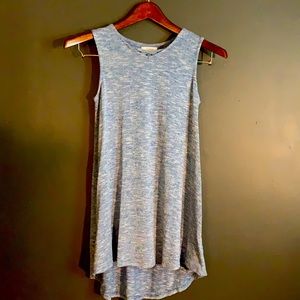 Crown & Ivy girls drop back dress.